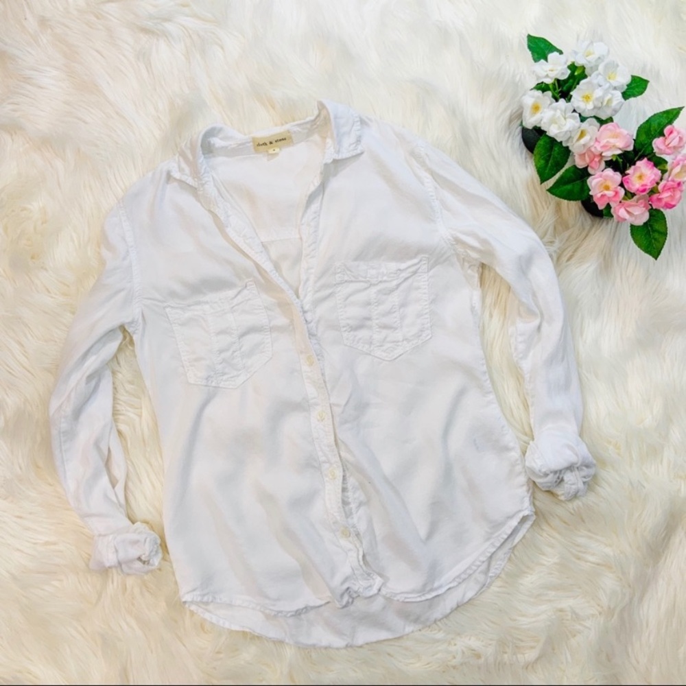 Anthropologie Cloth & Stone White Button Up Shirt